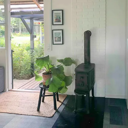 Relax In The Countryside With Pool Hébergement de vacances *