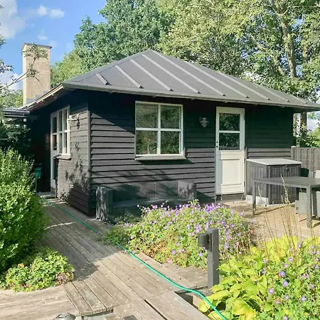 Hébergement de vacances Relax In The Countryside With Pool