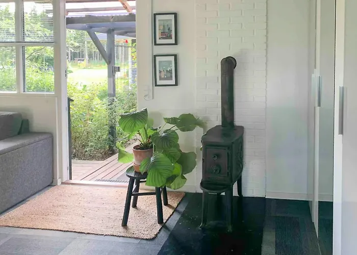 Relax In The Countryside With Pool Hébergement de vacances *